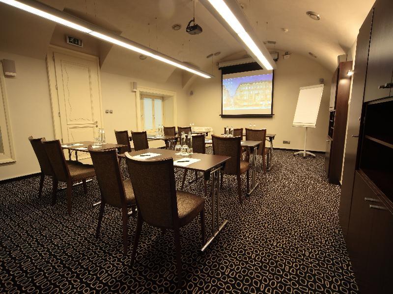 Roset Hotel & Residence براتسيلافا المظهر الخارجي الصورة