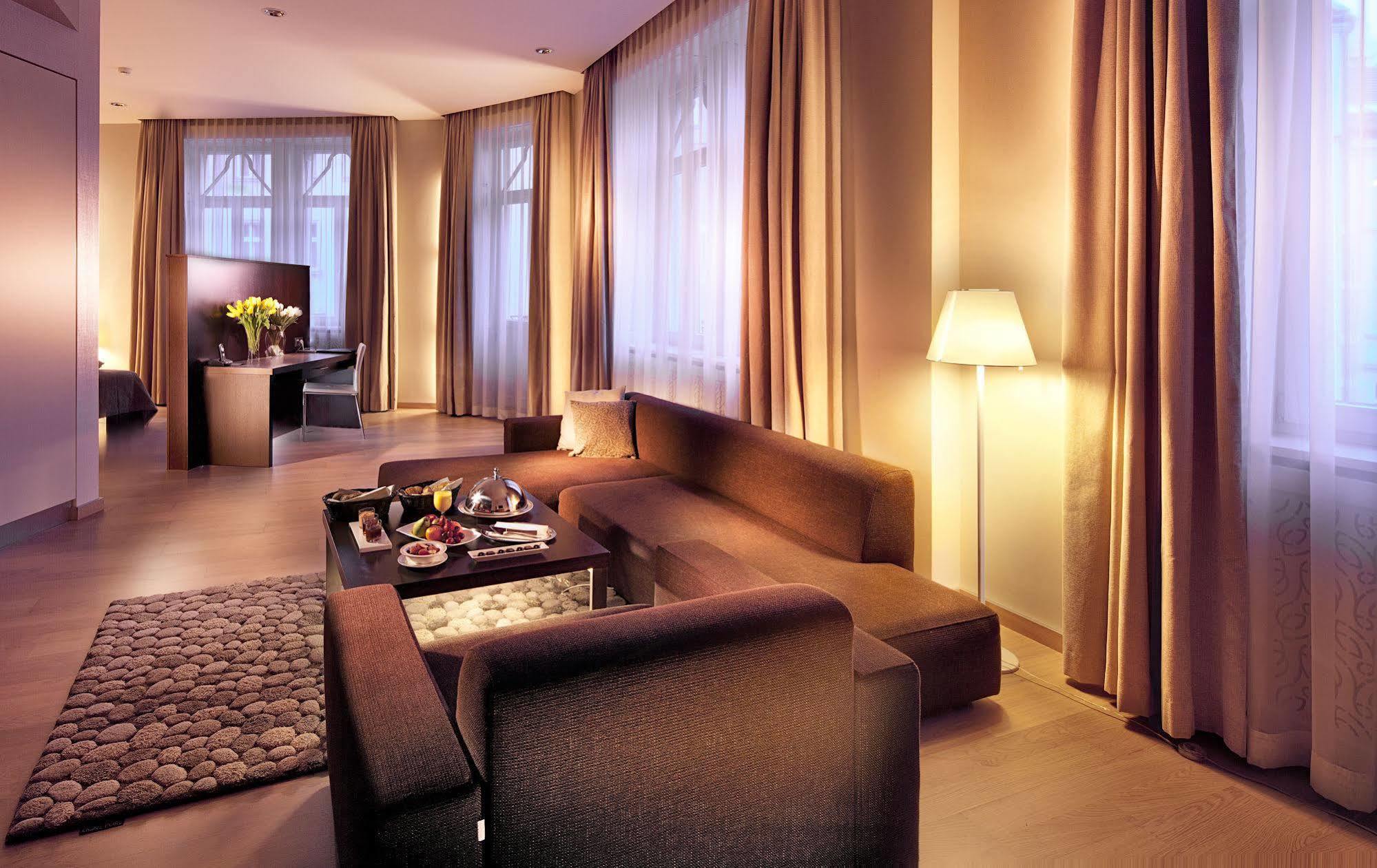 Roset Hotel & Residence براتسيلافا الغرفة الصورة